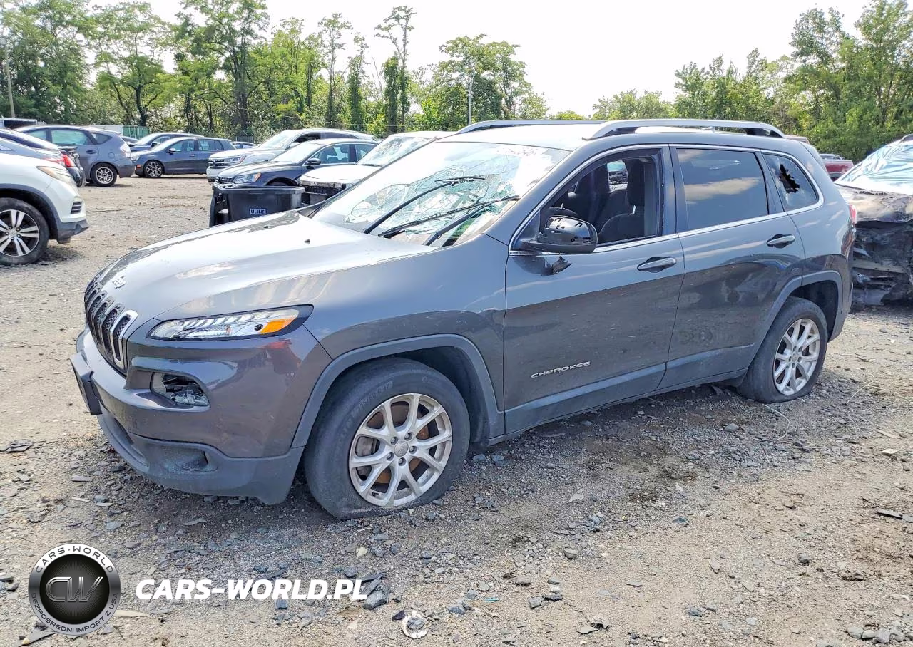 2015 Jeep Cherokee Latitude VIN:1C4PJLCB9FW791502 - 1