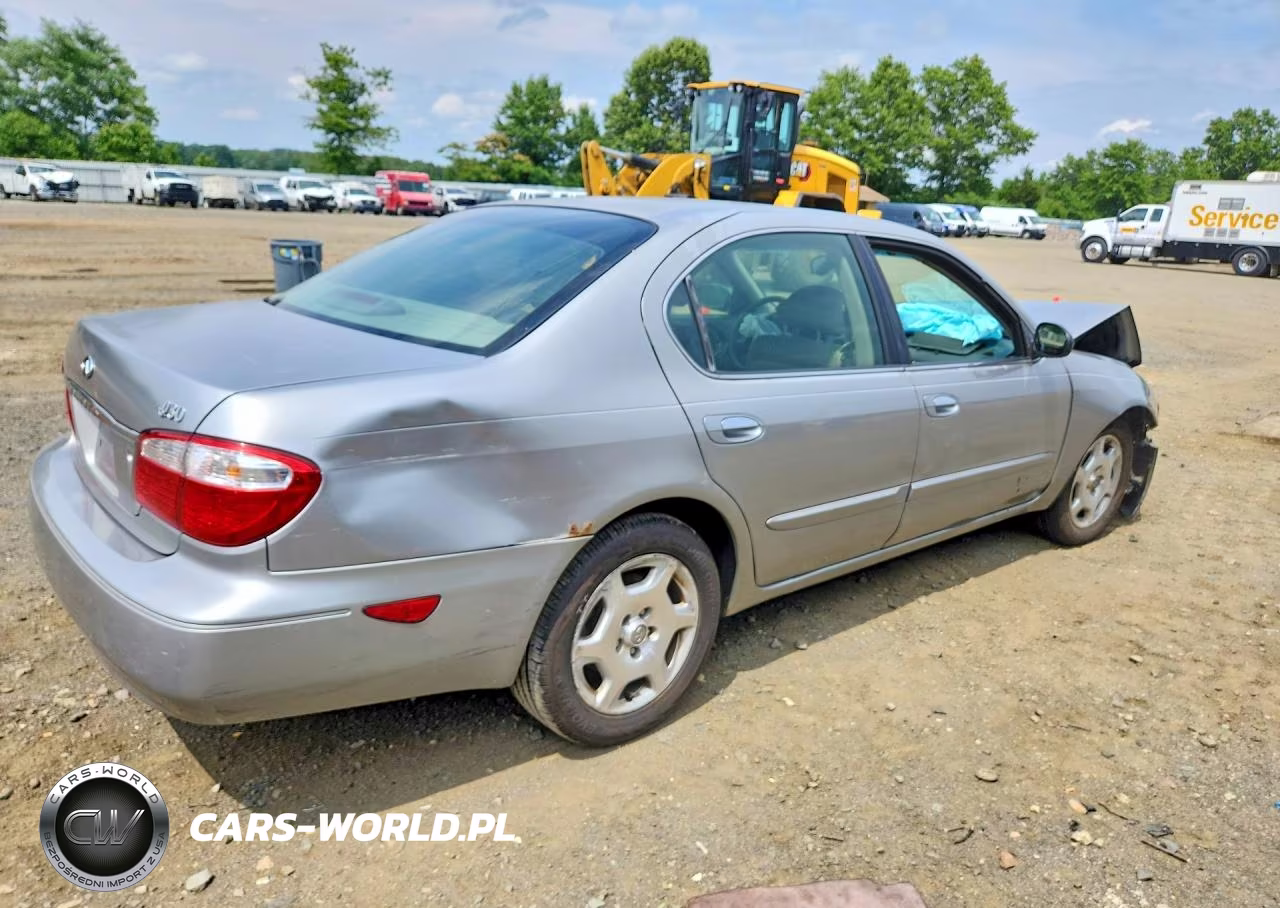 2000 Infiniti I30 Base VIN:JNKCA31A1YT121485 - 3