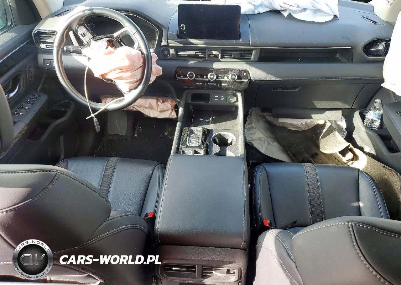 2023 Honda Pilot Touring VIN:5FNYG1H77PB005438 - 8