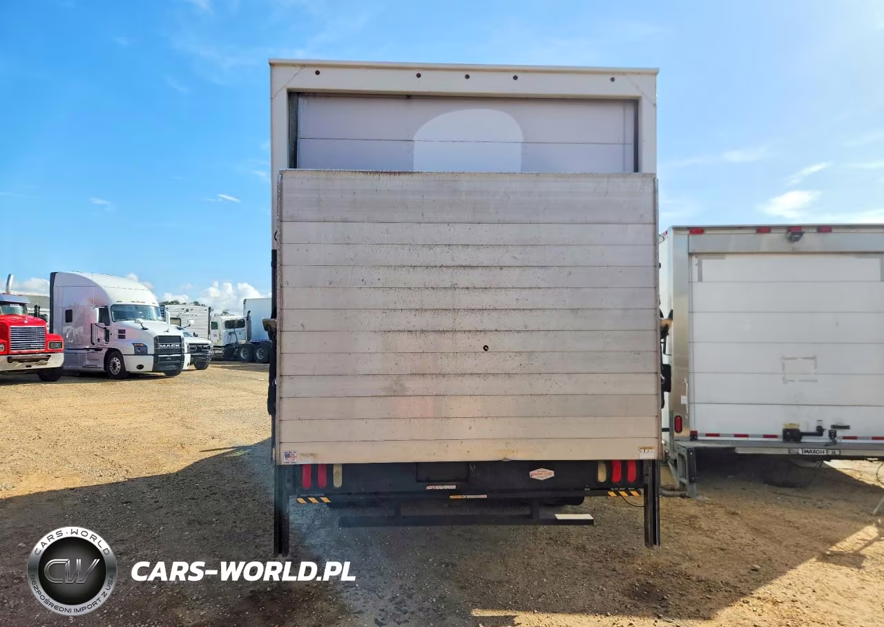 2018 Ford F550 Super Duty VIN:1FDUF5HT7JEB41949 - 6