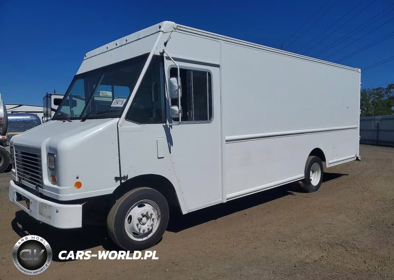 2014 Ford F59 Delivery Truck