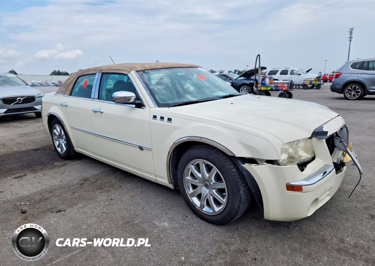 2008 Chrysler 300C VIN:2C3LA63HX8H124710 - 4