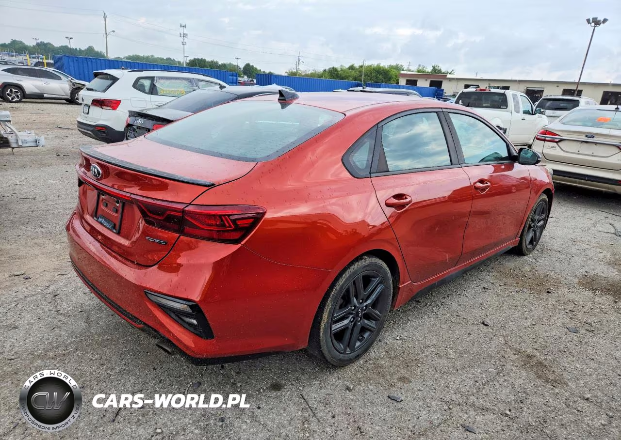 2020 Kia Forte Gt Line VIN:3KPF34AD1LE162399 - 3