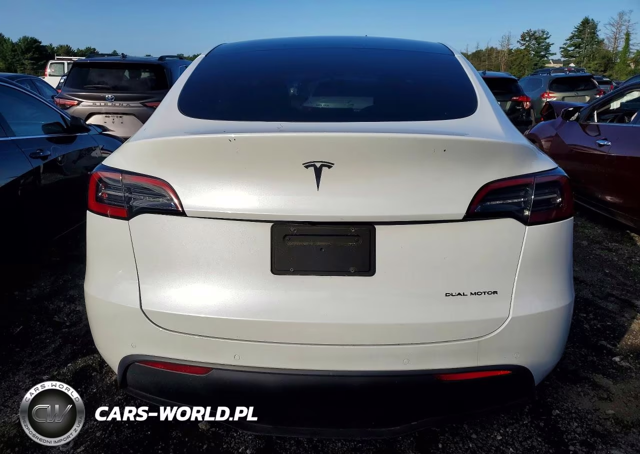 2021 Tesla Model Y VIN:5YJYGDEE6MF114845 - 6