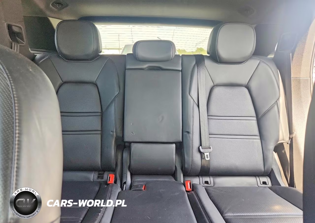 2019 Porsche Cayenne S VIN:WP1AB2AY0KDA61552 - 10