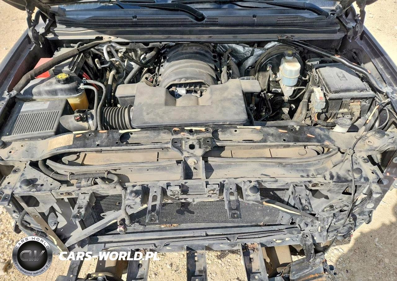 2018 Chevrolet Suburban C1500 Premier VIN:1GNSCJKC7JR188985 - 12