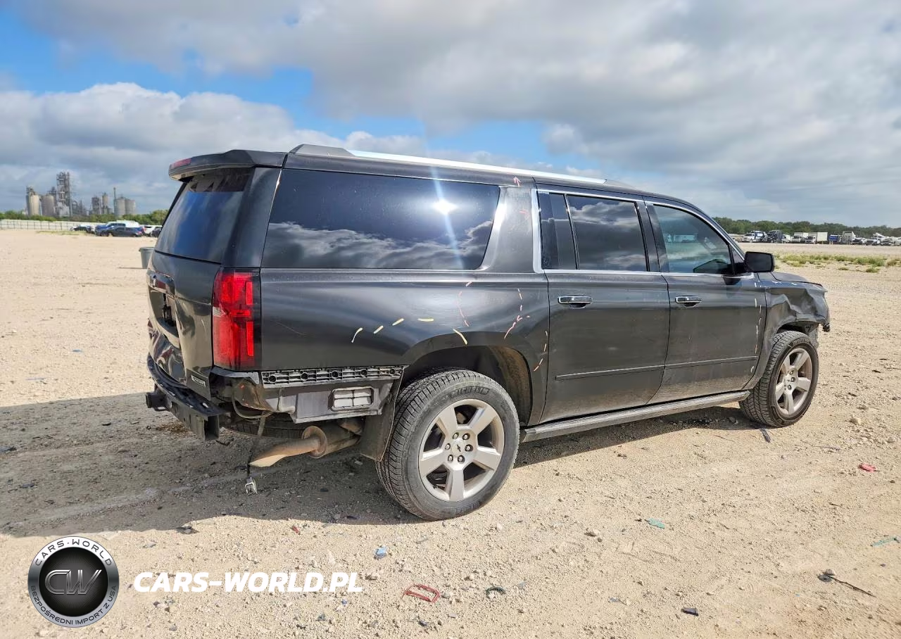 2018 Chevrolet Suburban C1500 Premier VIN:1GNSCJKC7JR188985 - 3