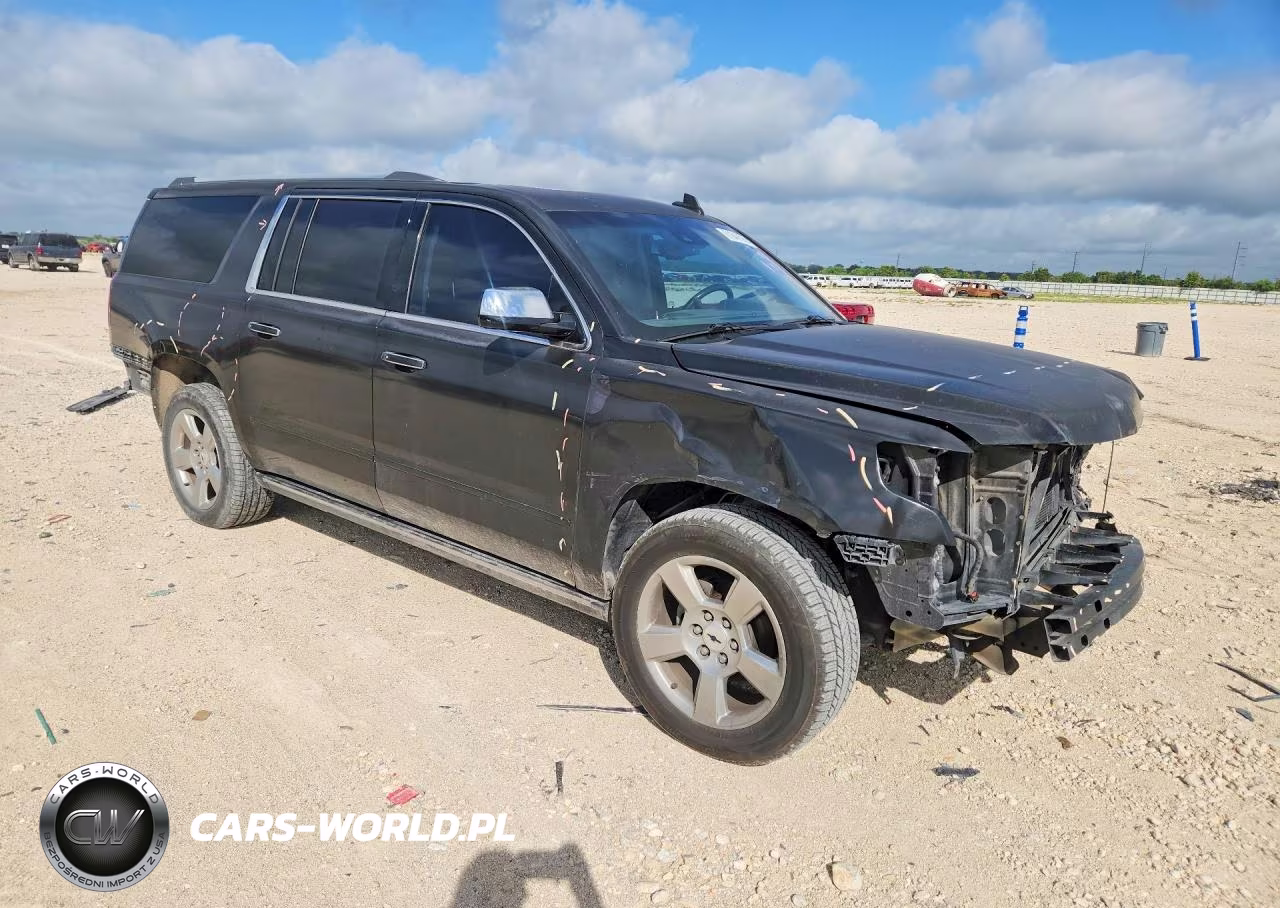 2018 Chevrolet Suburban C1500 Premier VIN:1GNSCJKC7JR188985 - 4