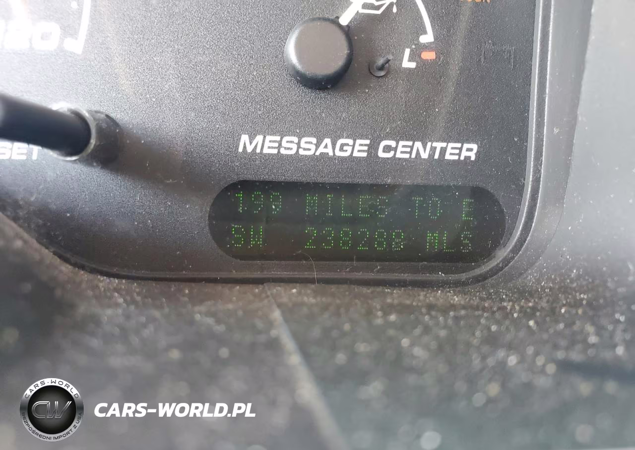 2002 Ford Explorer Eddie Bauer VIN:1FMZU64E22UA20116 - 9