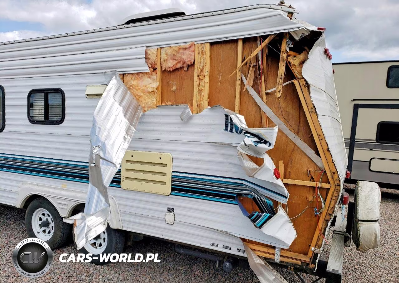 1997 Damon Hornet Camper VIN:44HTH0M28V4013550 - 9
