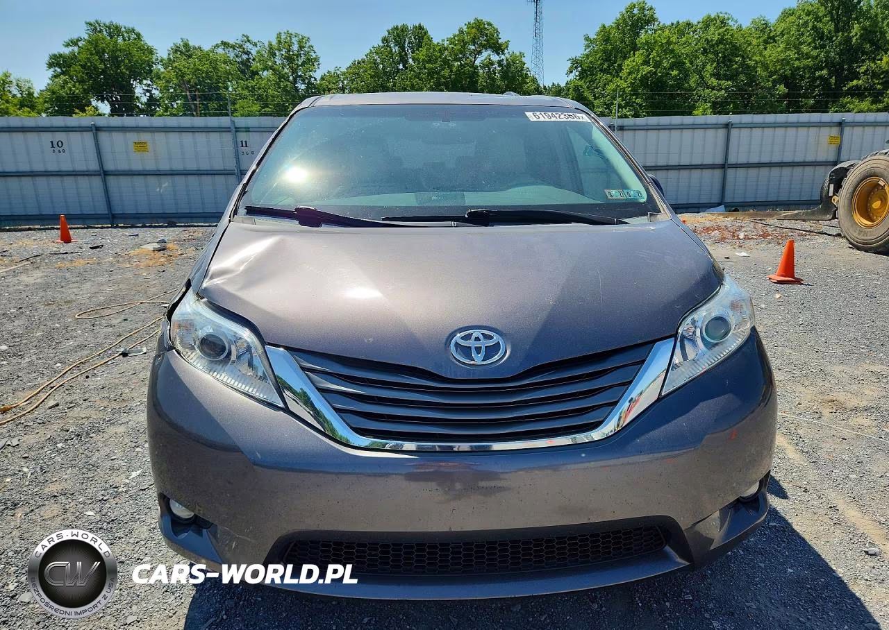 2012 Toyota Sienna Xle 7-Passenger VIN:5TDDK3DC3CS038907 - 5