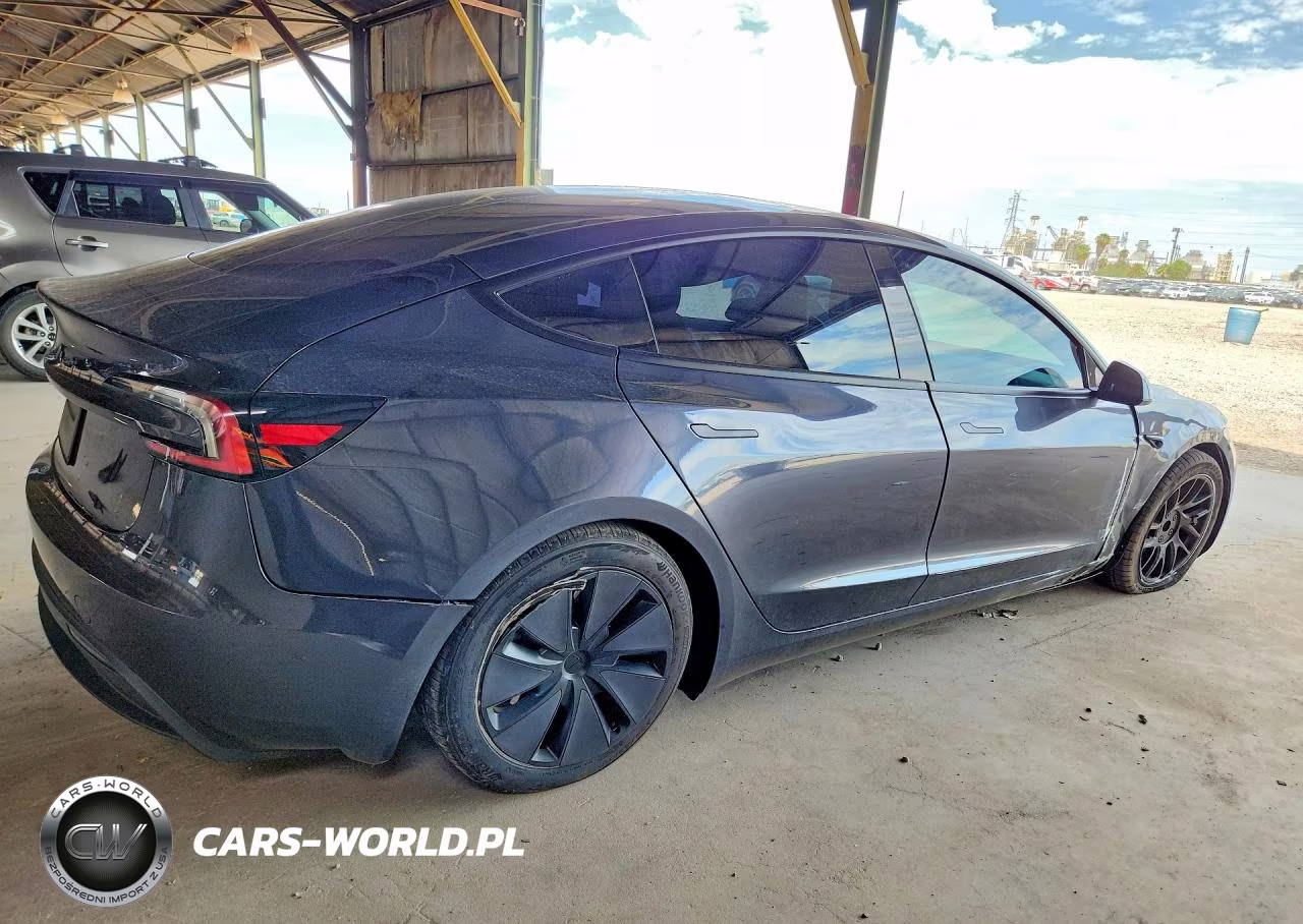 2024 Tesla Model 3 VIN:5YJ3E1EA6RF741547 - 3