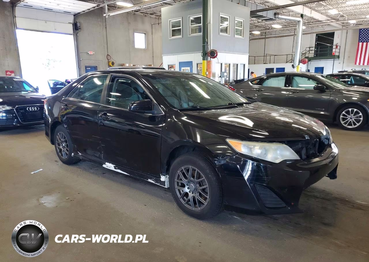 2014 Toyota Camry L VIN:4T1BF1FK1EU850057 - 4