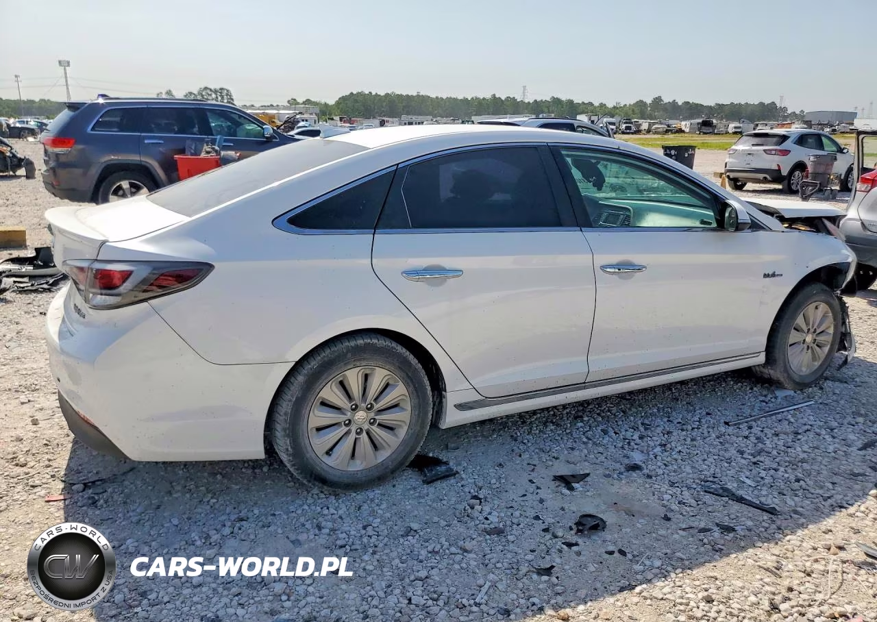 2016 Hyundai Sonata Hybrid Se VIN:KMHE24L16GA009121 - 3