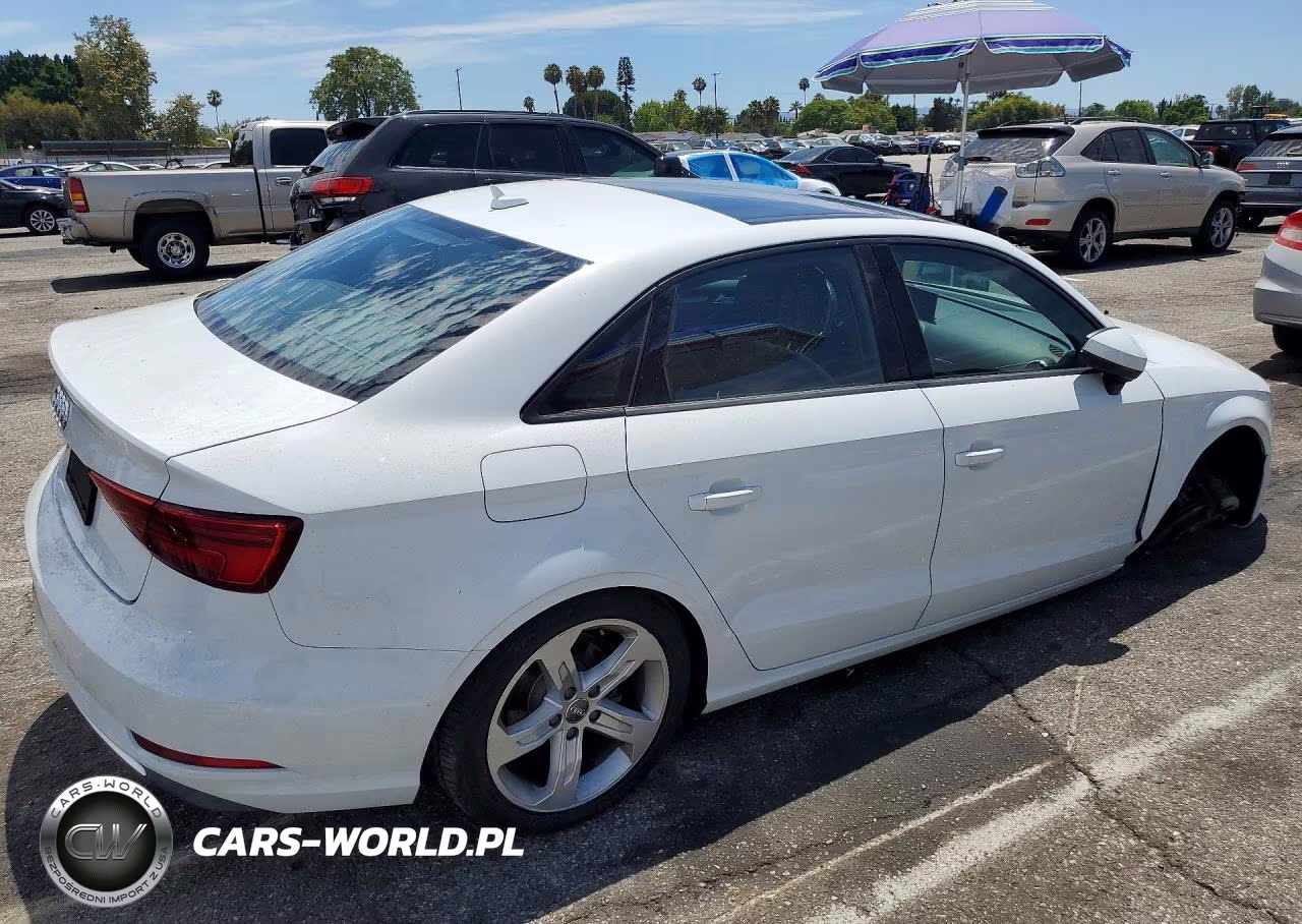 2017 Audi A3 Premium VIN:WAUAUGFF9H1040173 - 3