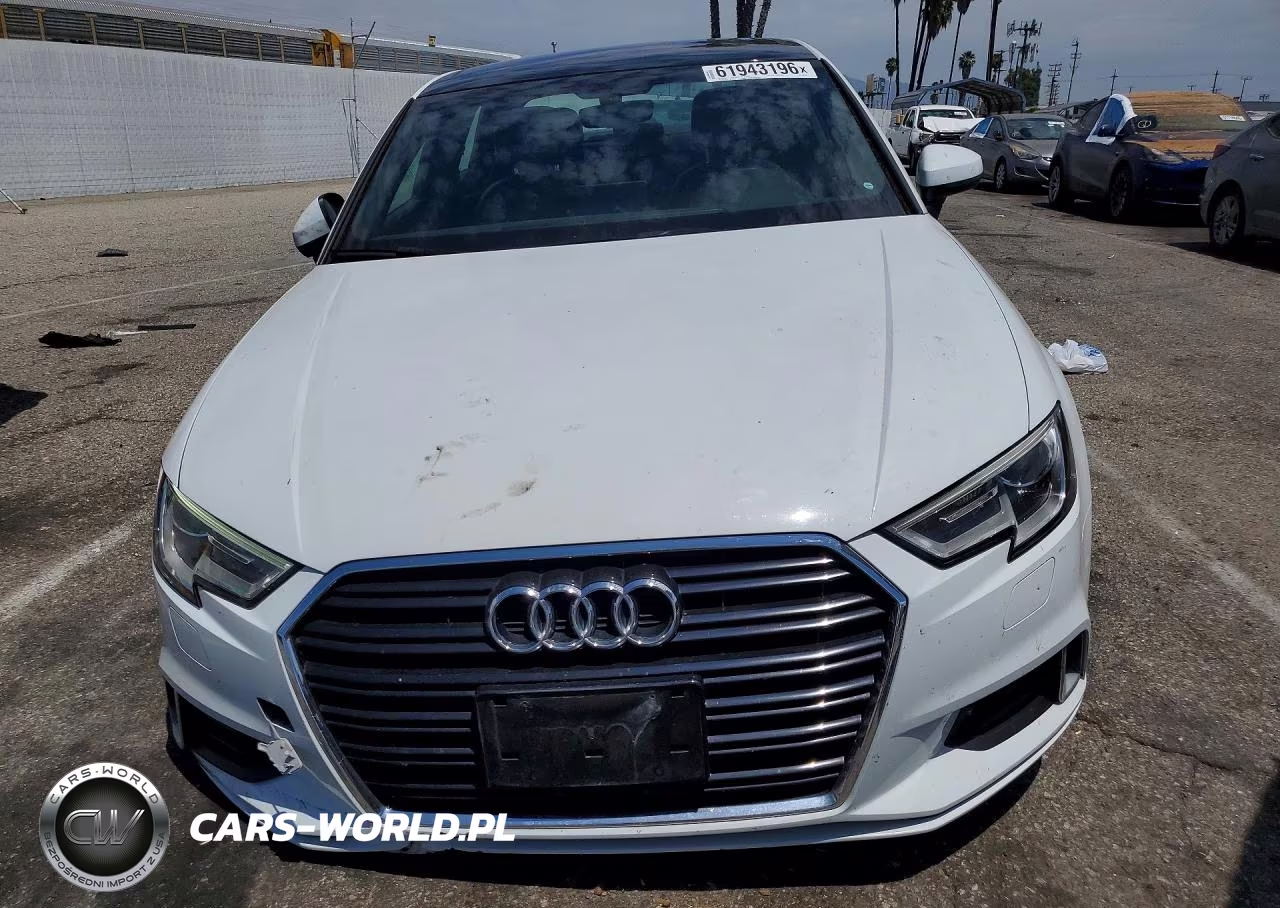 2017 Audi A3 Premium VIN:WAUAUGFF9H1040173 - 5