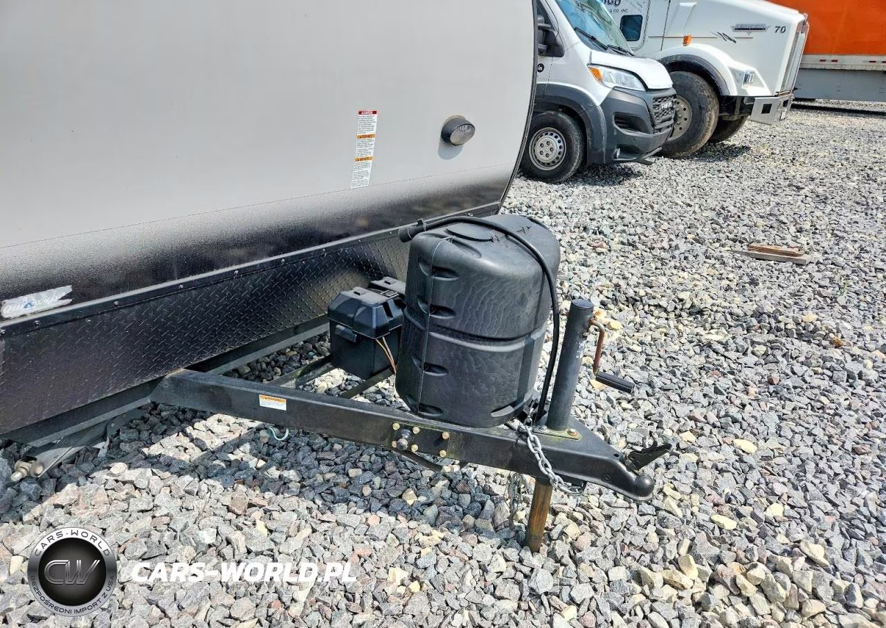 2018 Fore R-Pod Travel Trailer VIN:4X4TRP716JL019009 - 8