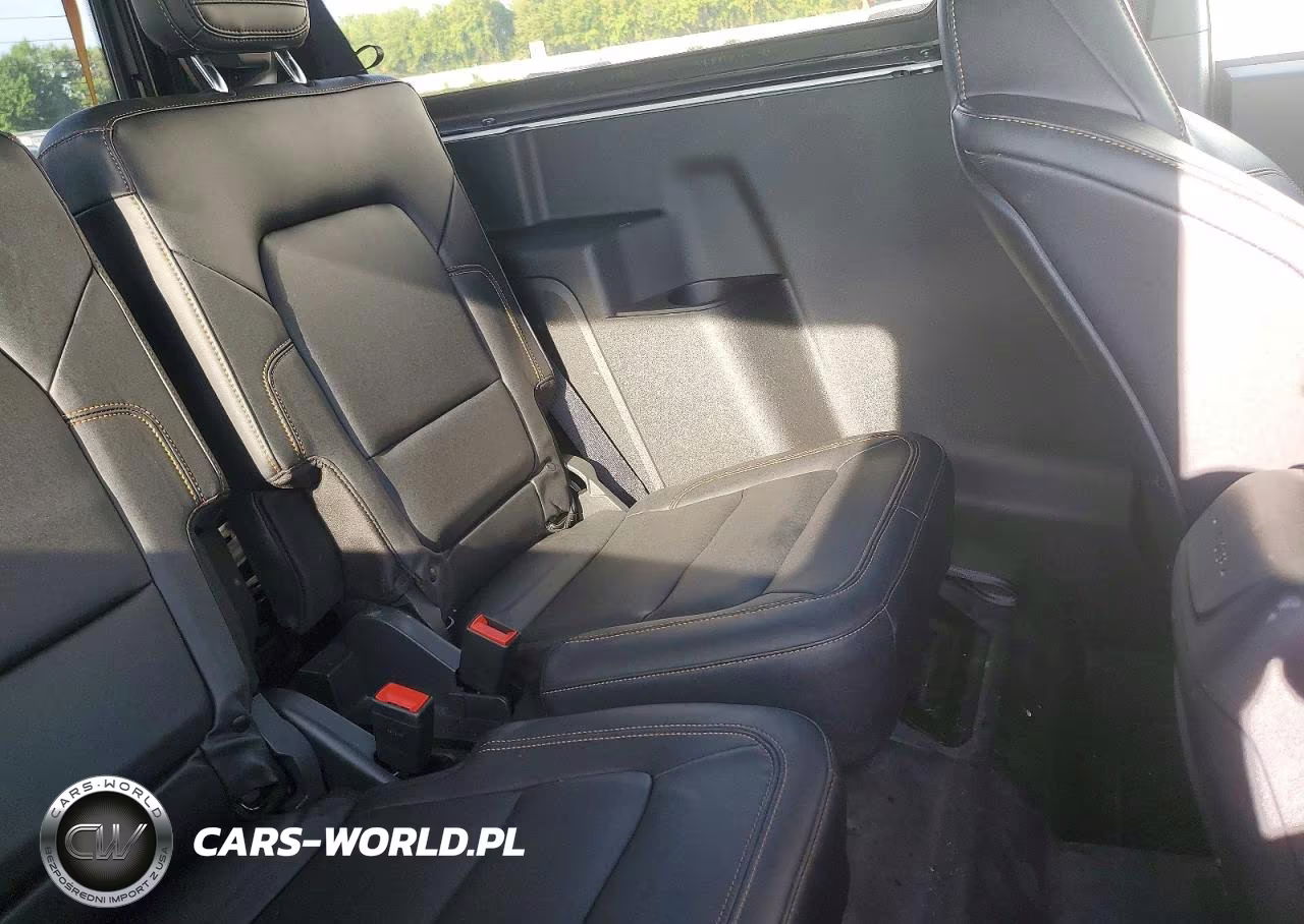 2024 Ford Bronco Badlands VIN:1FMDE9AP5RLA44683 - 11