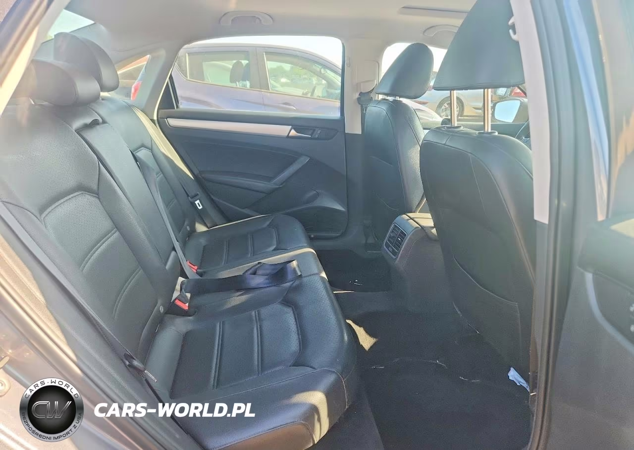 2013 Volkswagen Passat Se VIN:1VWBP7A30DC114412 - 10