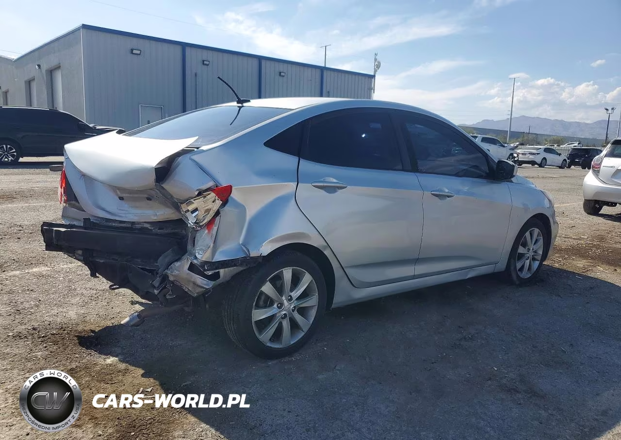 2012 Hyundai Accent Gls VIN:KMHCU4AE9CU121606 - 3