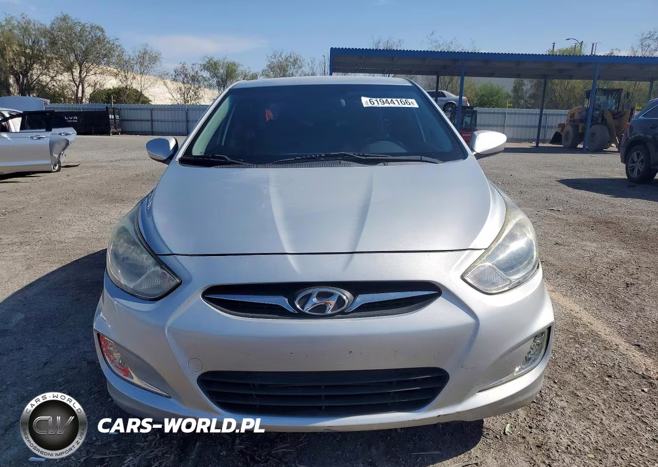 2012 Hyundai Accent Gls VIN:KMHCU4AE9CU121606 - 5