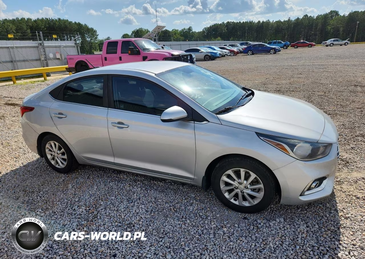 2020 Hyundai Accent Sel VIN:3KPC24A62LE093228 - 4
