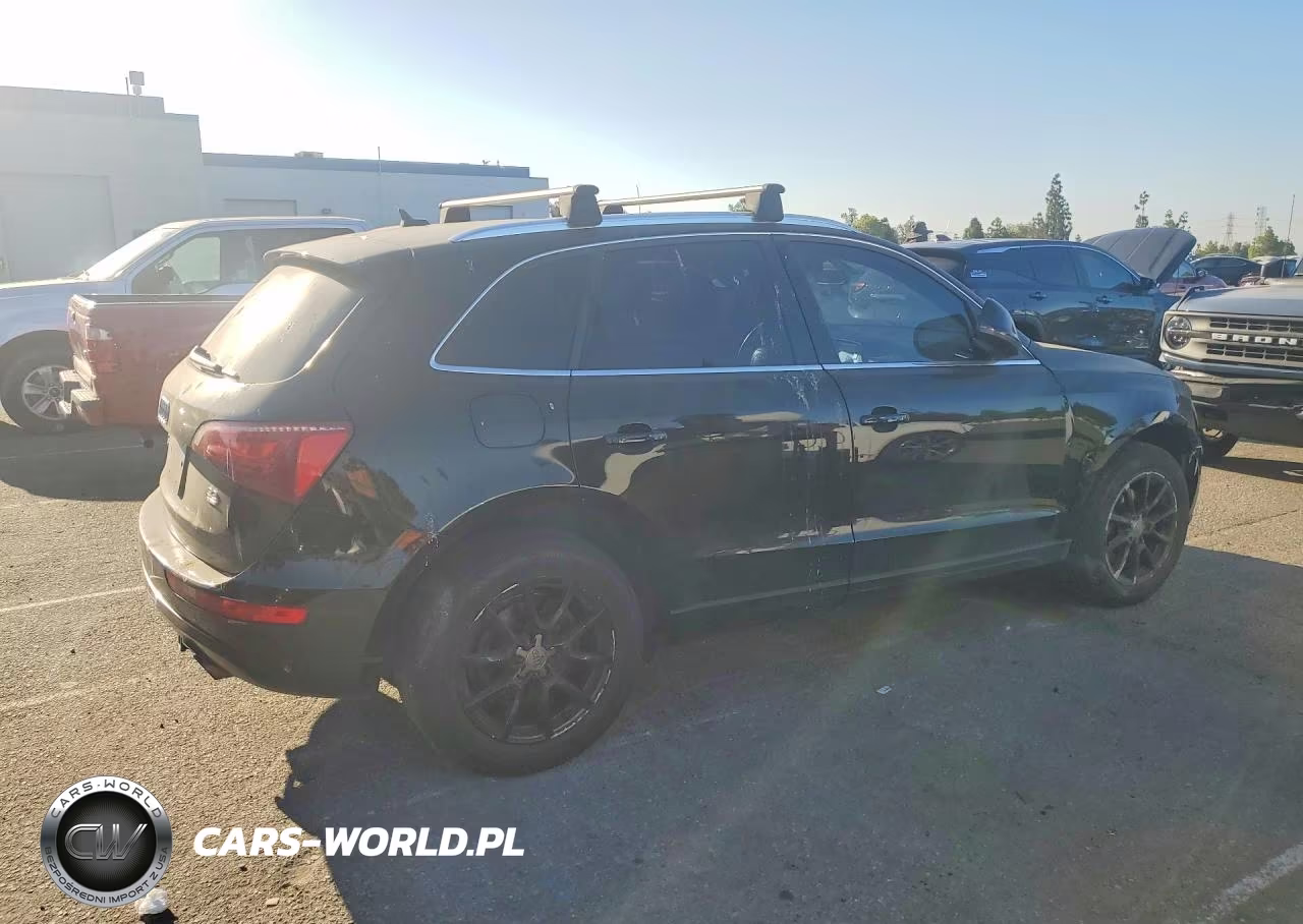 2010 Audi Q5 Premium VIN:WA1CKAFP7AA032628 - 3