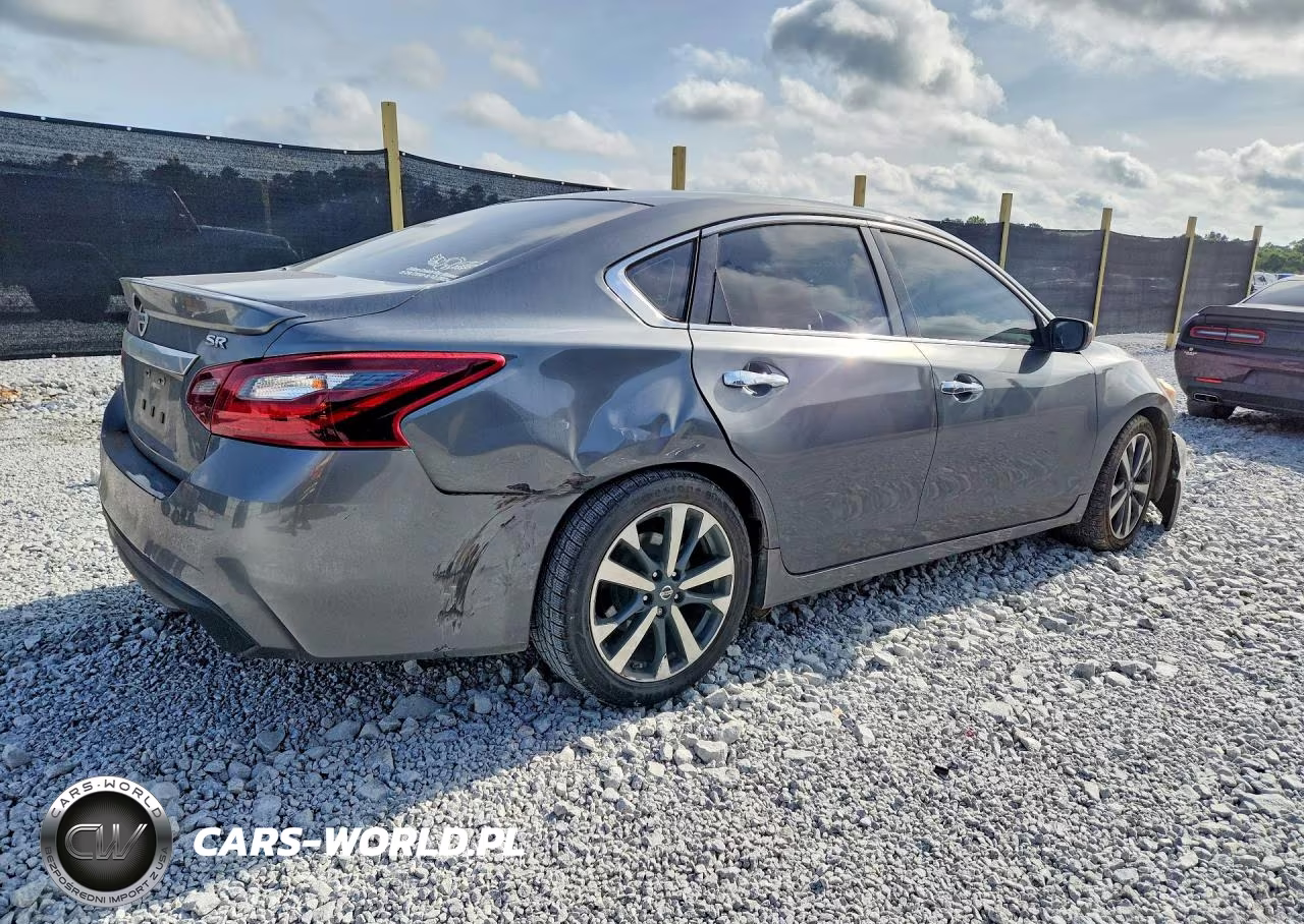 2017 Nissan Altima 2.5 Sr VIN:1N4AL3AP3HC151214 - 3