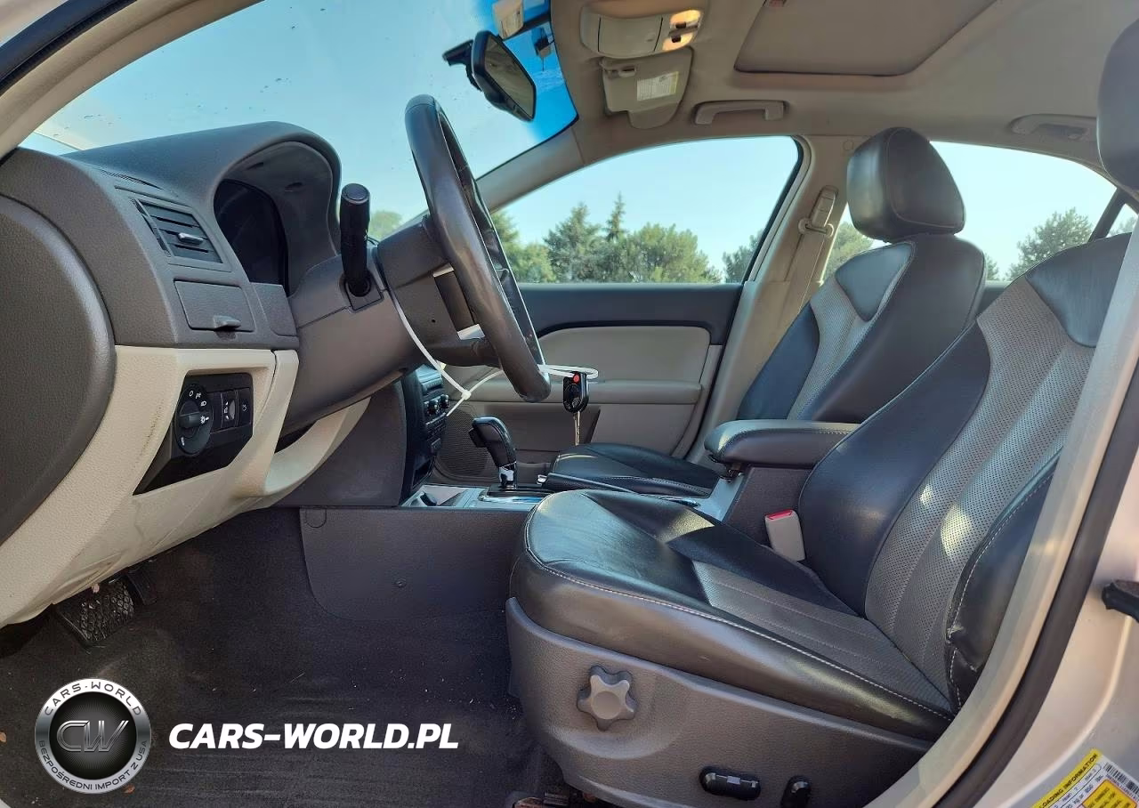 2010 Mercury Milan Hybrid VIN:3MEDM0L33AR601821 - 7