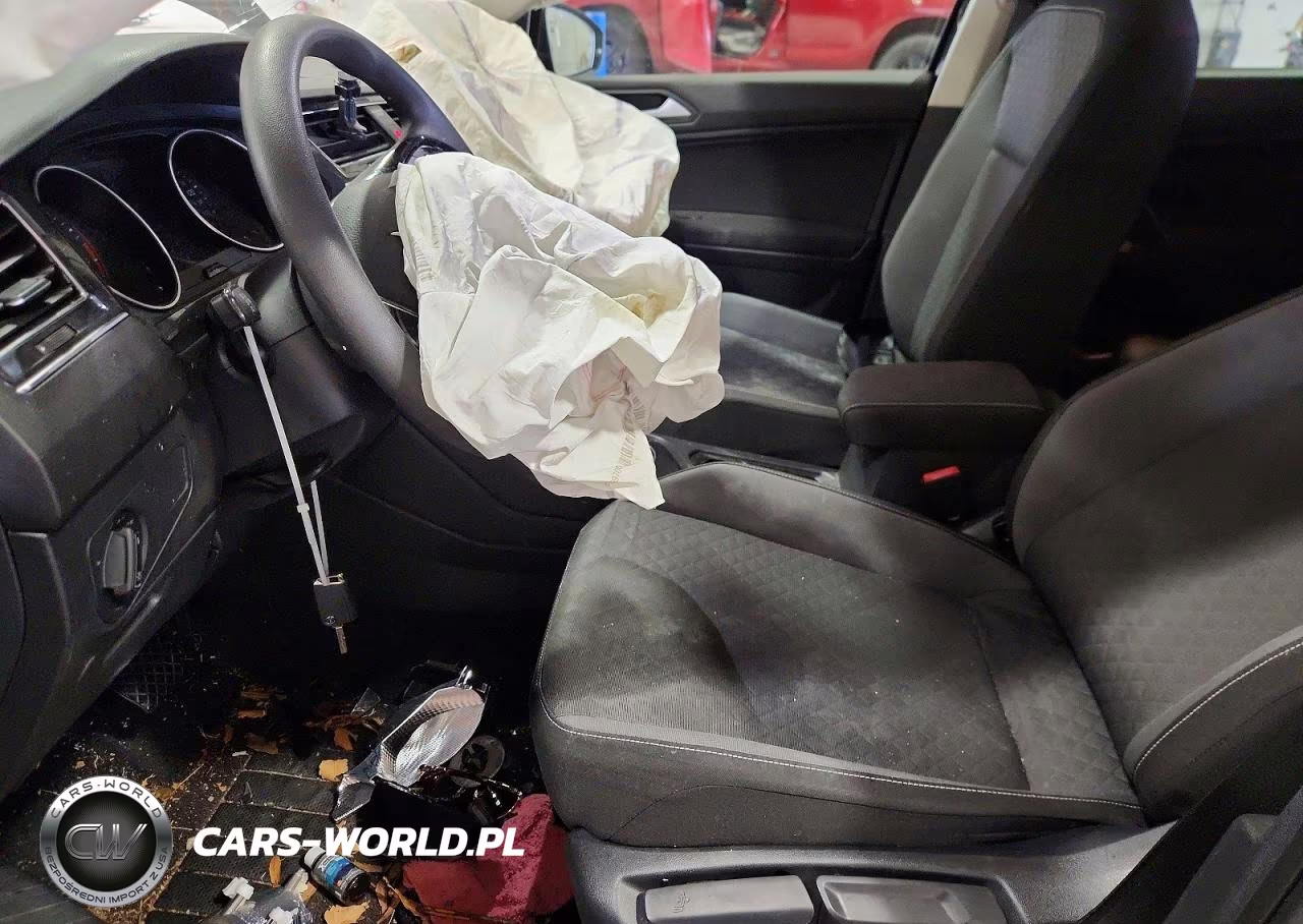 2021 Volkswagen Tiguan S VIN:3VV1B7AXXMM121562 - 7
