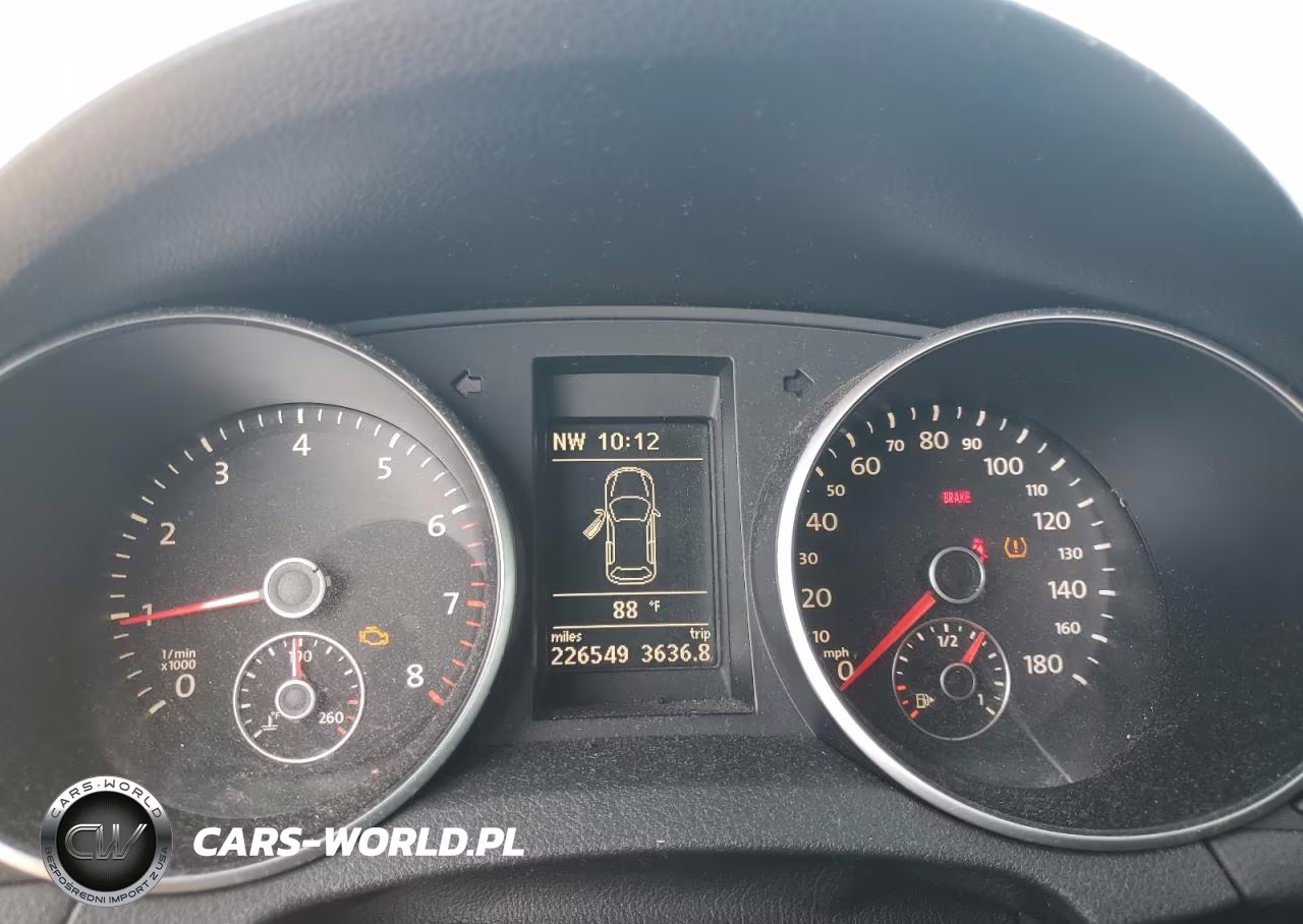 2010 Volkswagen Gti VIN:WVWED7AJ5AW326174 - 9