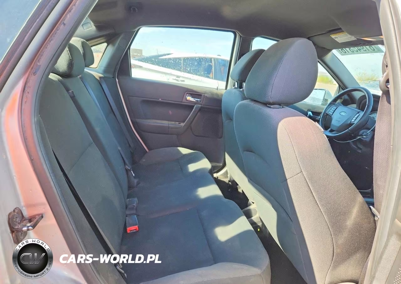 2010 Ford Focus Ses VIN:1FAHP3GN9AW197465 - 10