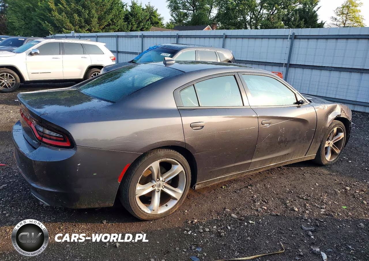 2018 Dodge Charger Sxt Plus VIN:2C3CDXHG8JH253452 - 3