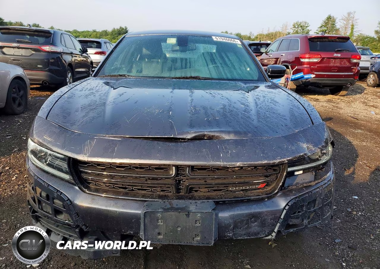 2018 Dodge Charger Sxt Plus VIN:2C3CDXHG8JH253452 - 5