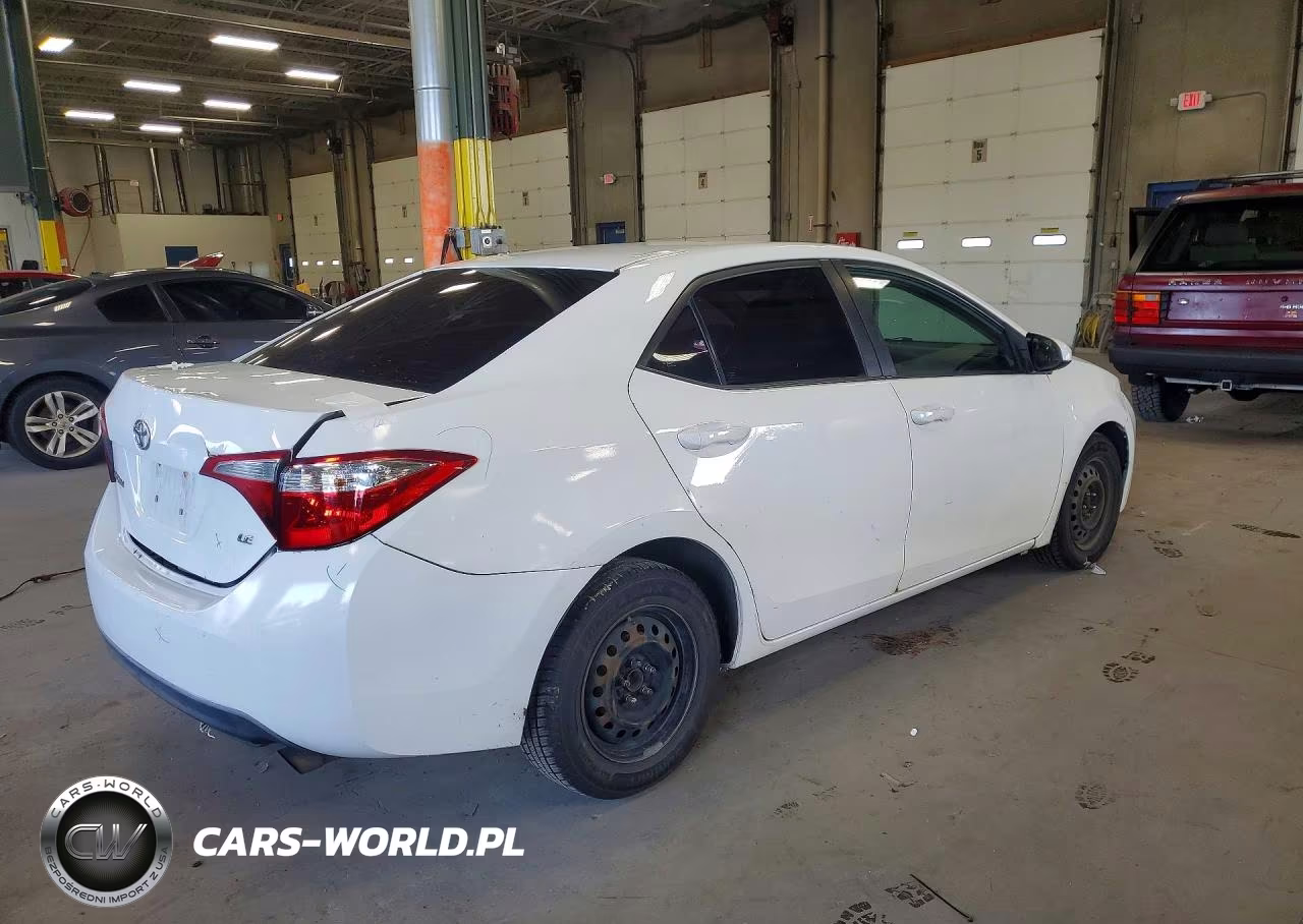 2015 Toyota Corolla Le VIN:2T1BURHE3FC360766 - 3