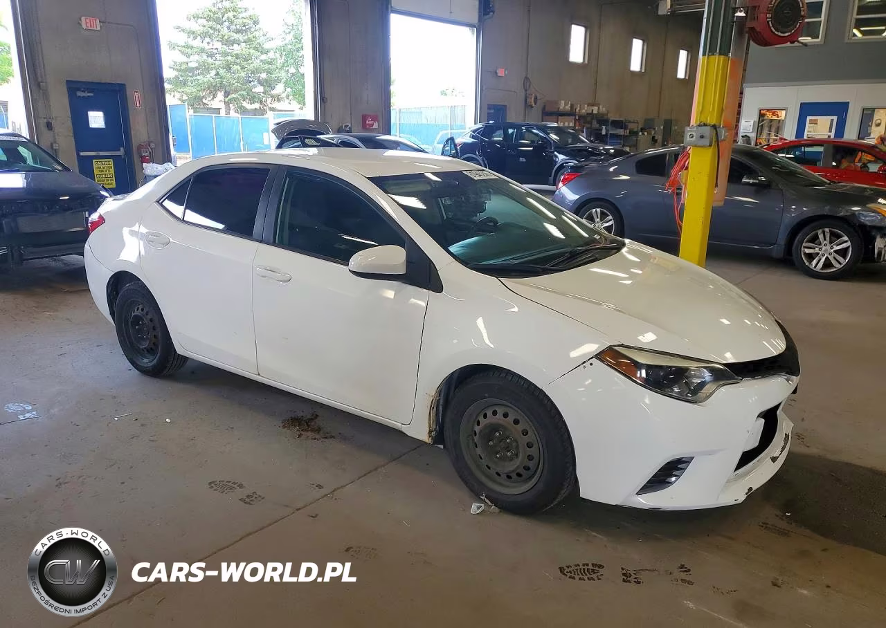 2015 Toyota Corolla Le VIN:2T1BURHE3FC360766 - 4