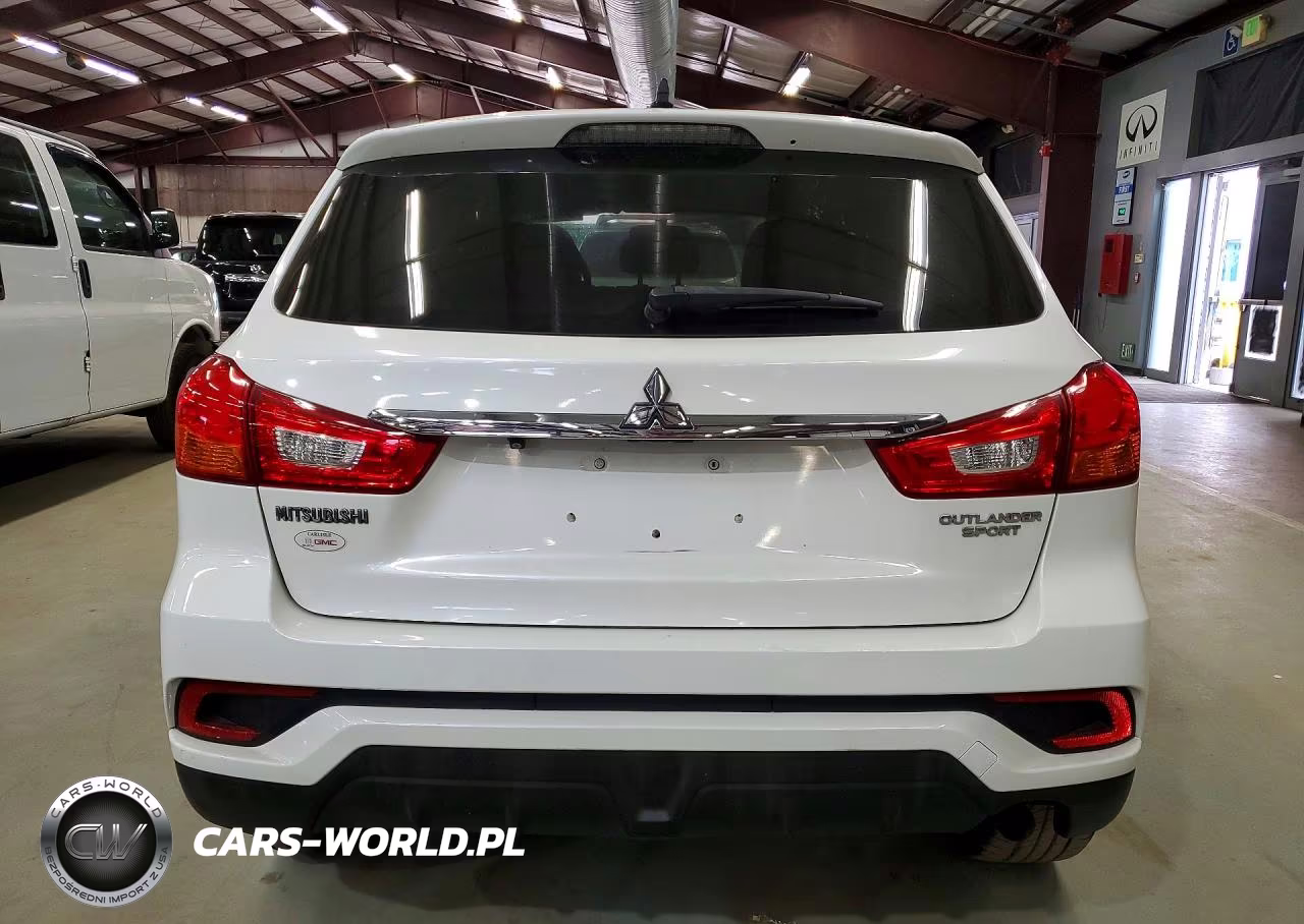 2018 Mitsubishi Outlander Sport Es VIN:JA4AP3AU0JZ014717 - 6