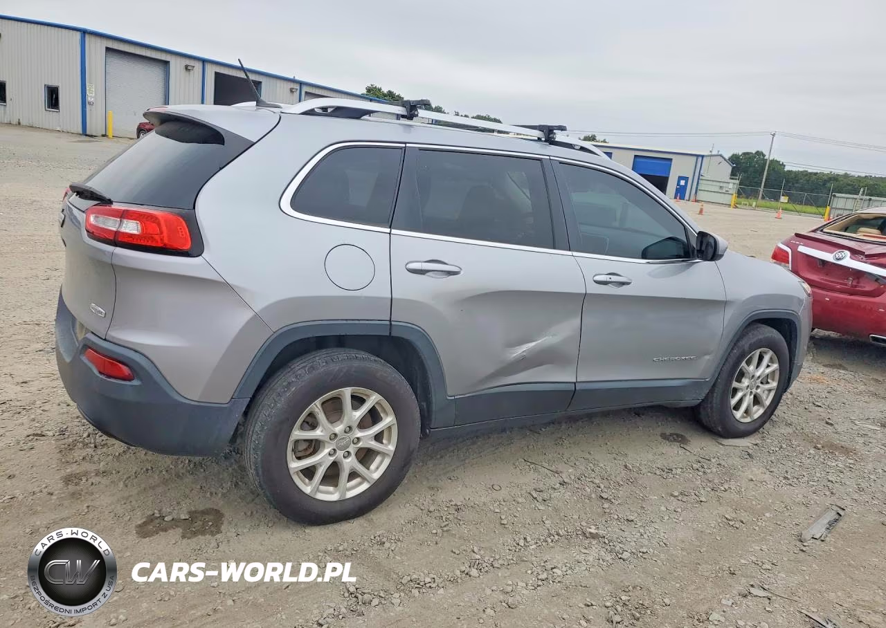 2014 Jeep Cherokee Latitude VIN:1C4PJMCS5EW193122 - 3