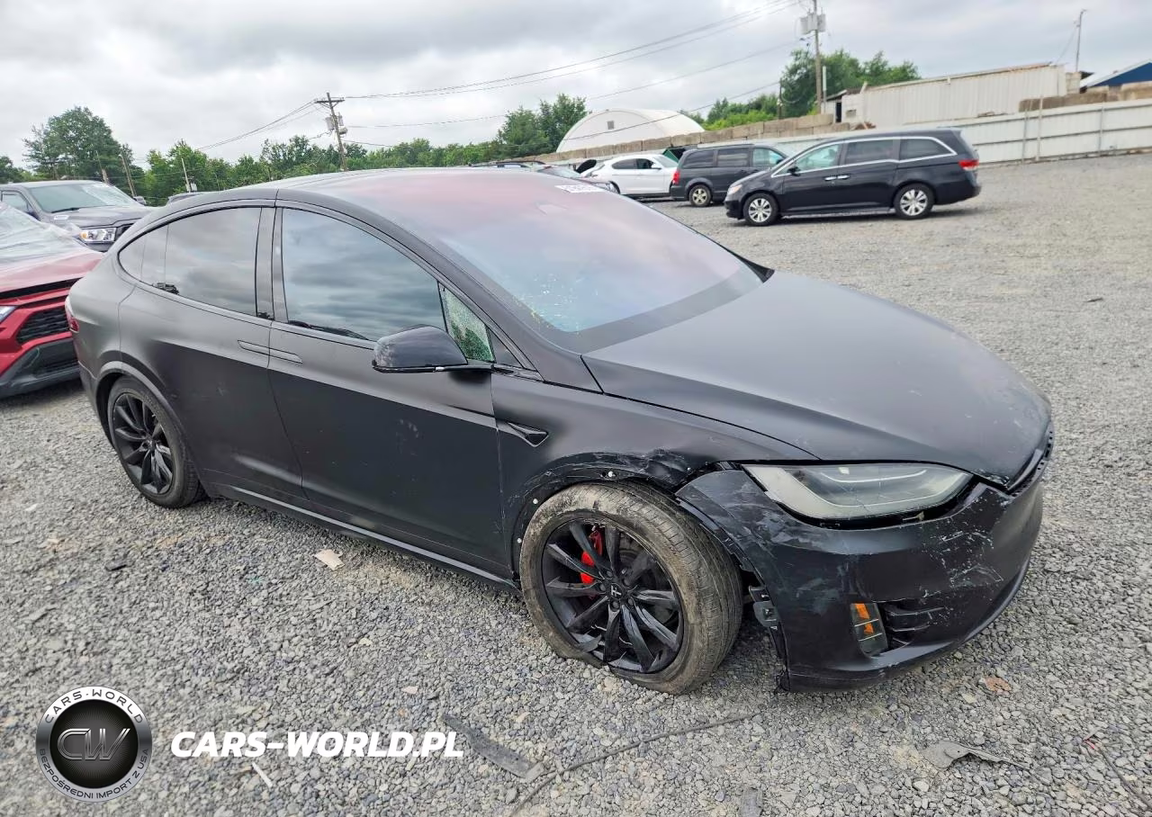 2020 Tesla Model X VIN:5YJXCDE24LF298677 - 4