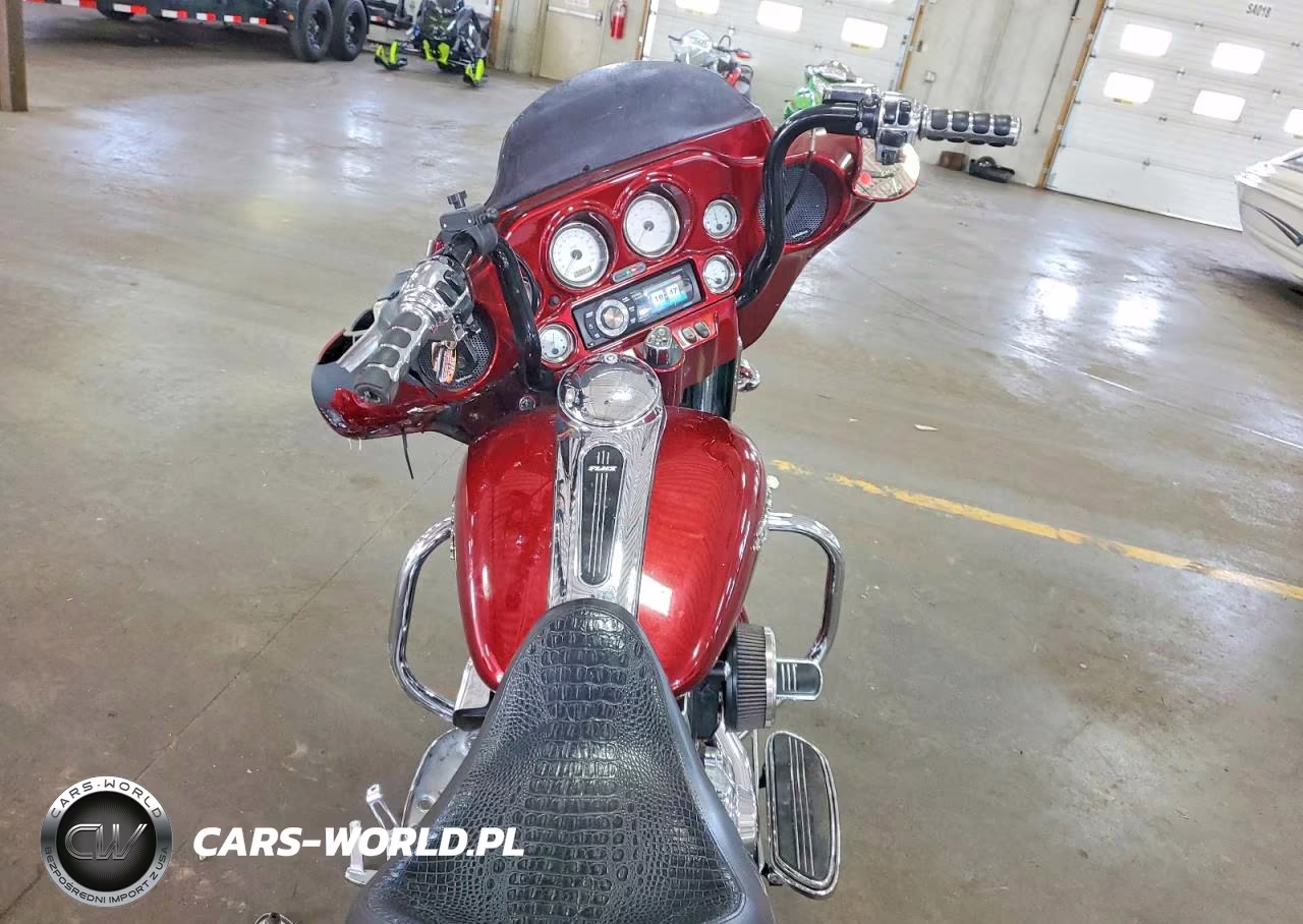 2010 Harley-Davidson Flhx VIN:1HD1KB416AB610552 - 6