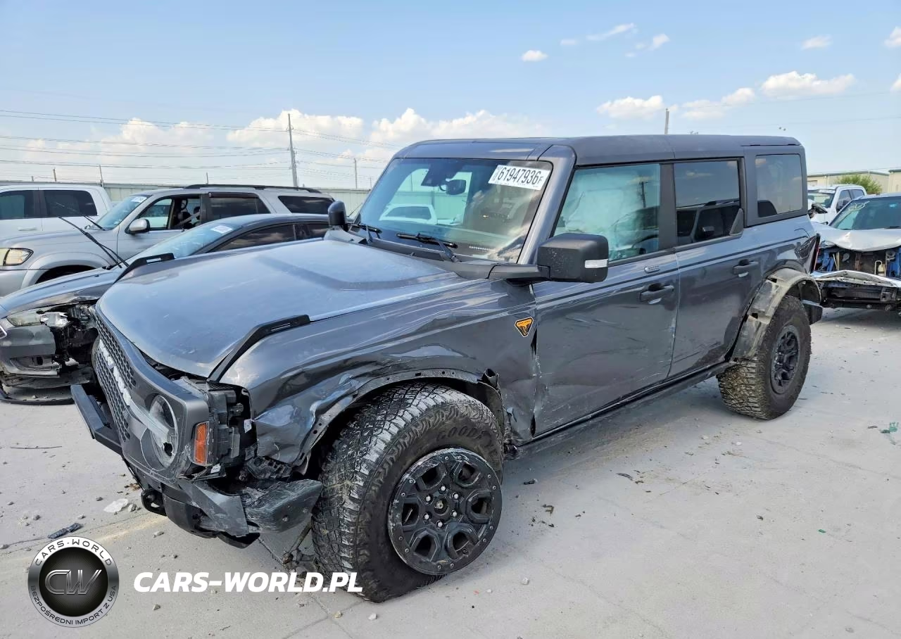 2023 Ford Bronco Base VIN:1FMEE5DP3PLB76749 - 1