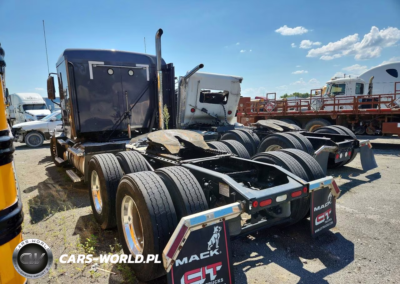 2021 Peterbilt 389 Semi Truck VIN:1XPXD49X2MD756355 - 2