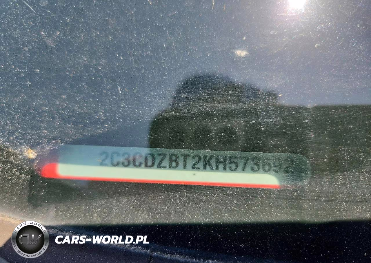 2019 Dodge Challenger R-T VIN:2C3CDZBT2KH573692 - 12
