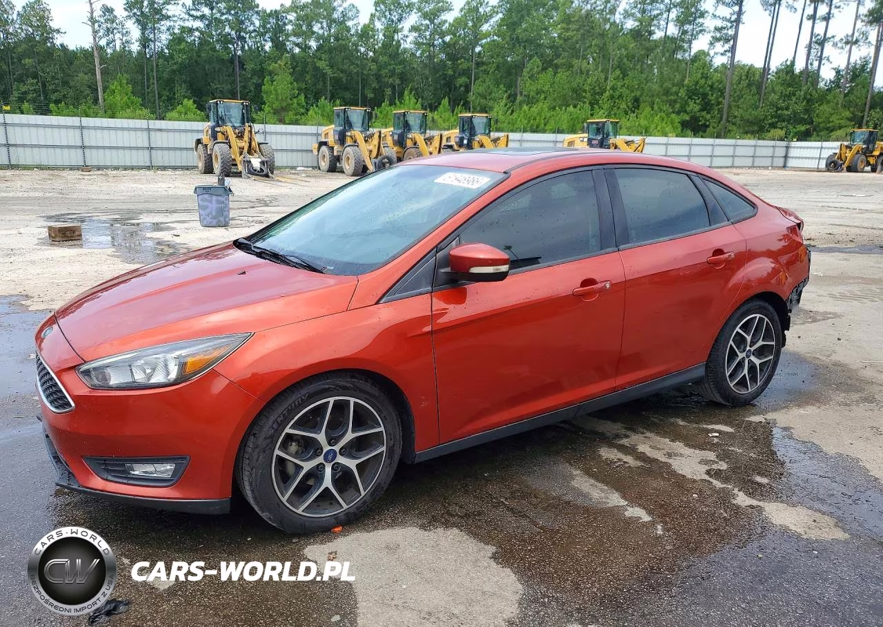 2018 Ford Focus Sel VIN:1FADP3H25JL279312 - 1