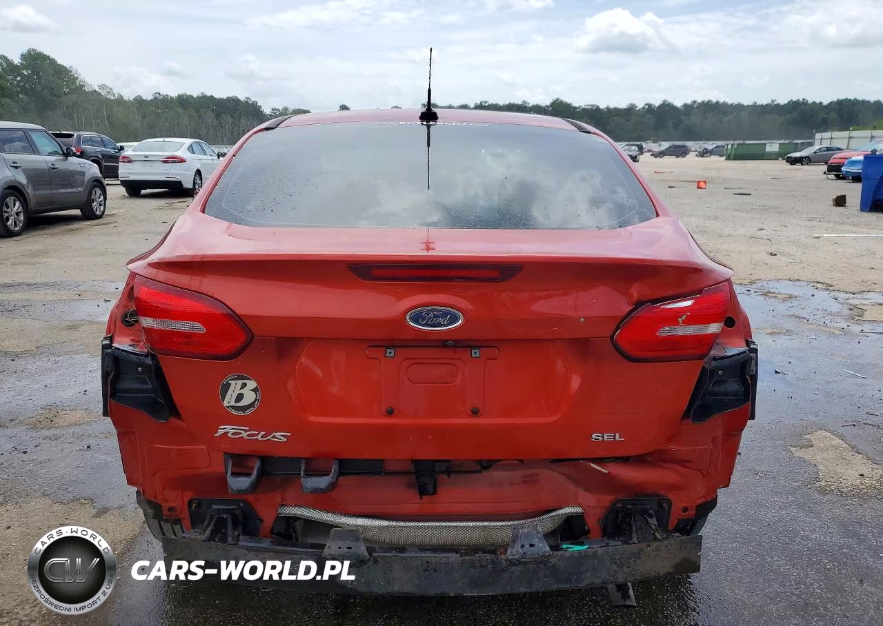 2018 Ford Focus Sel VIN:1FADP3H25JL279312 - 6