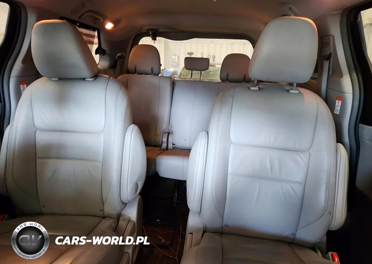 2017 Toyota Sienna Xle Premium 7-Passenger VIN:5TDDZ3DC5HS184485 - 10