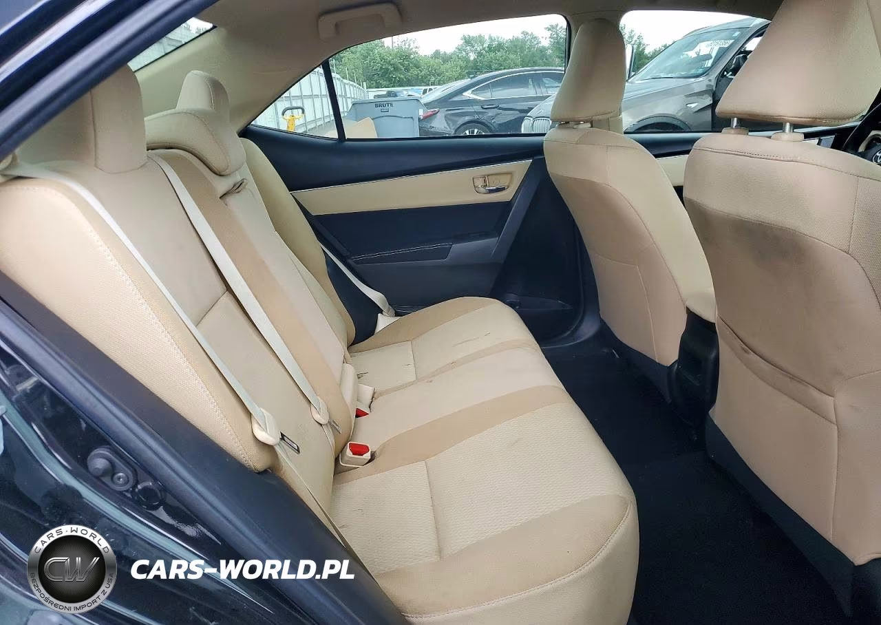 2018 Toyota Corolla Le VIN:5YFBURHE8JP840536 - 10