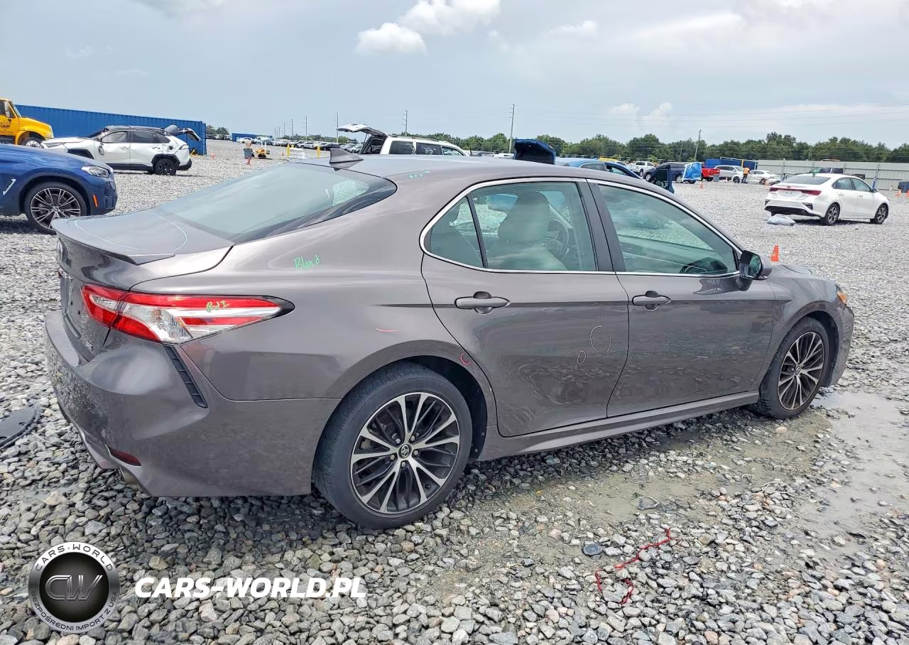 2020 Toyota Camry Se VIN:4T1M11AKXLU882498 - 3