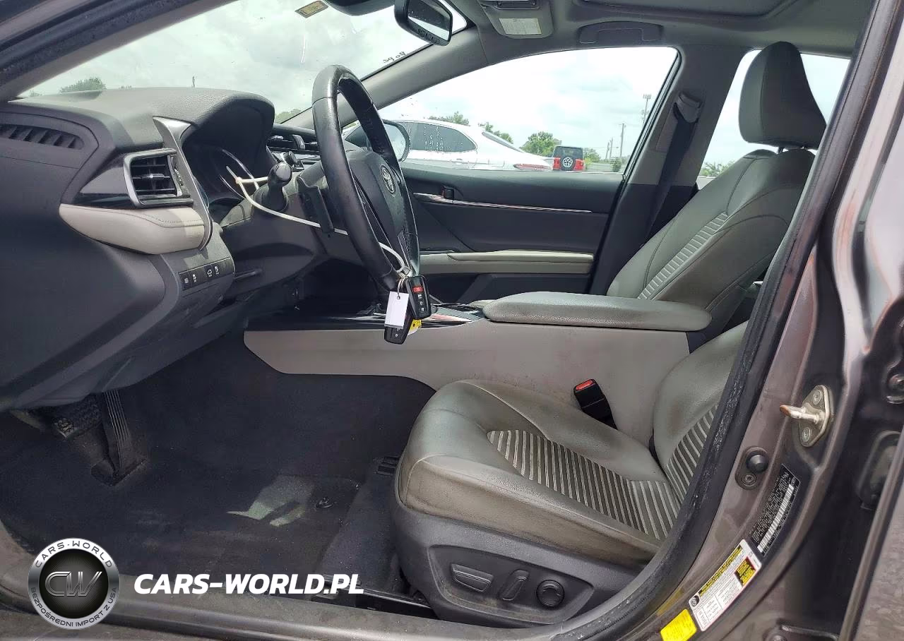 2020 Toyota Camry Se VIN:4T1M11AKXLU882498 - 7