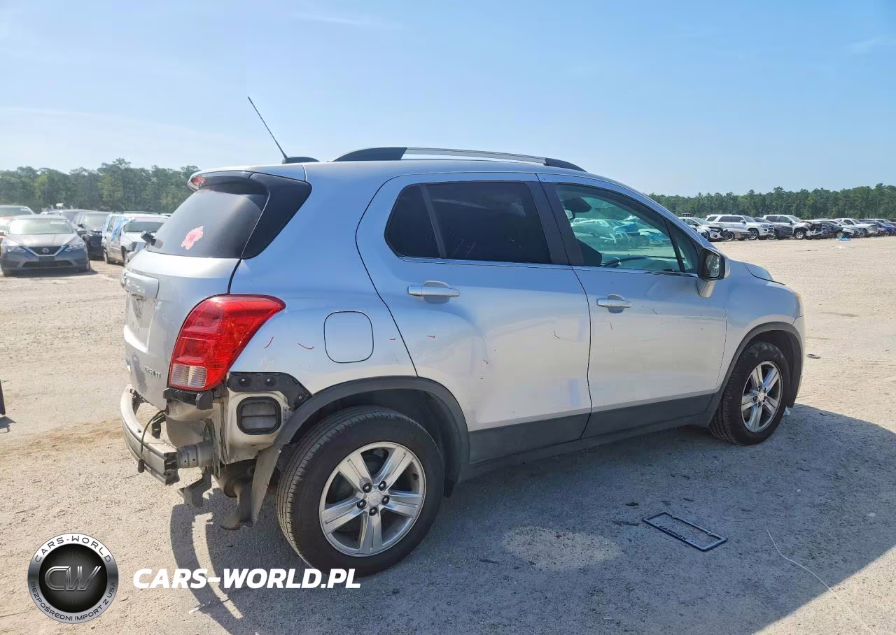 2015 Chevrolet Trax 1Lt VIN:3GNCJLSB8FL252107 - 3